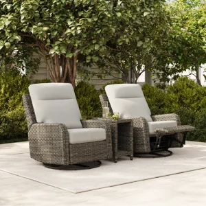 Alternative view of Thomasville Elko 3-piece Outdoor Patio Swivel Glider Recliner Set